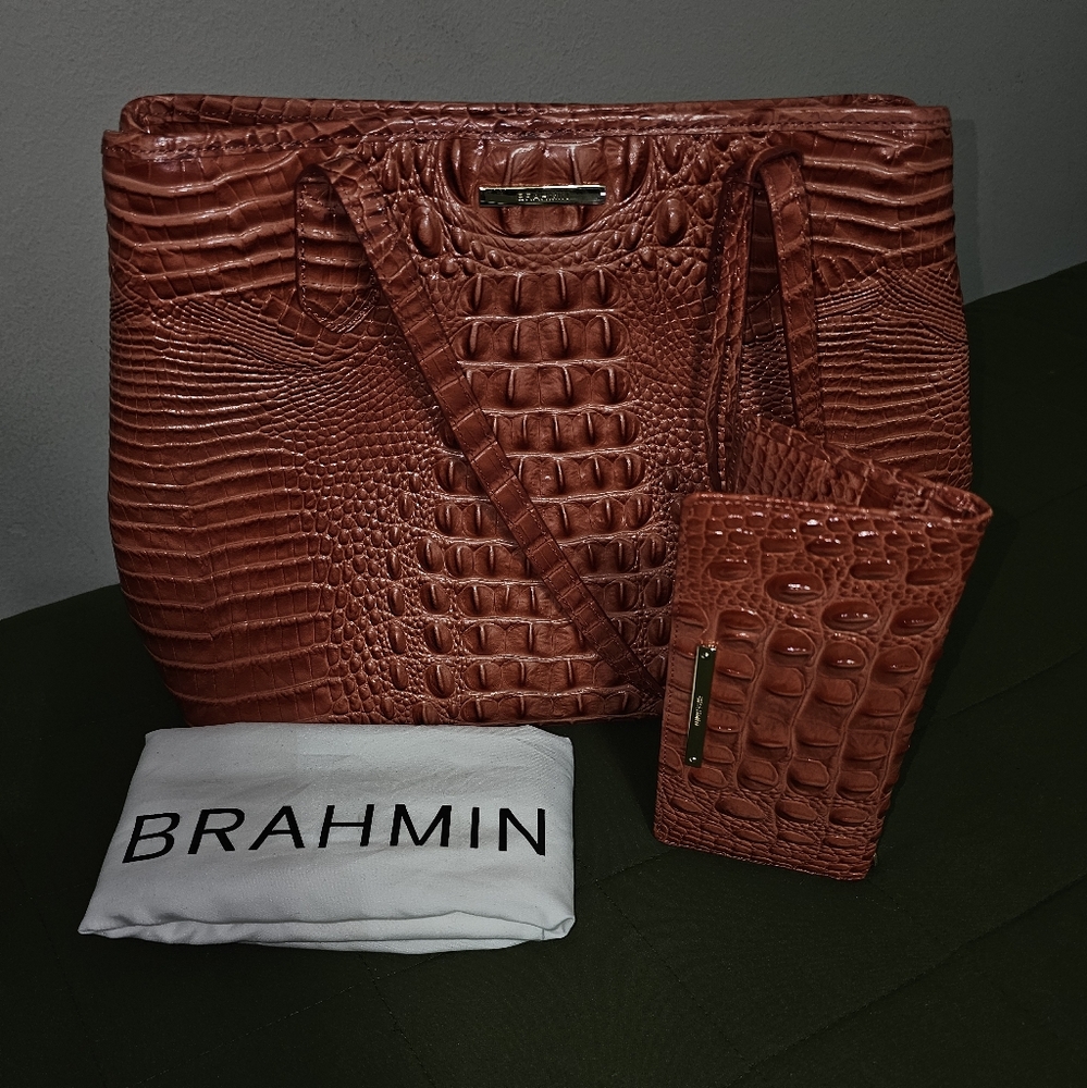 Peach Brahmin Handbag with Matching Wallet